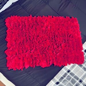 BEBE medium shagg rug